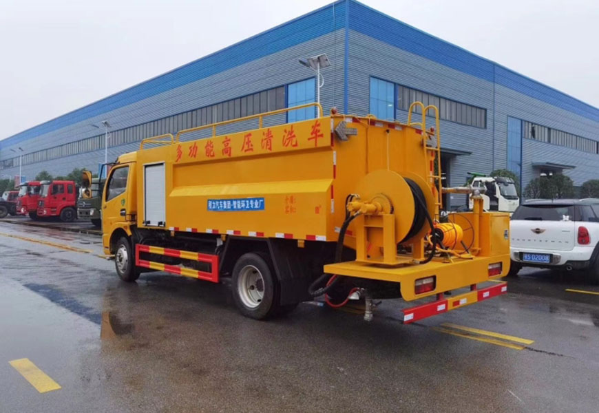 東風(fēng)凱普特高壓清洗車