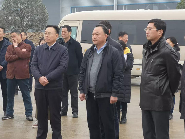 隨州市委、市人大代表團(tuán)蒞臨程力集團(tuán)商用車產(chǎn)業(yè)園視察